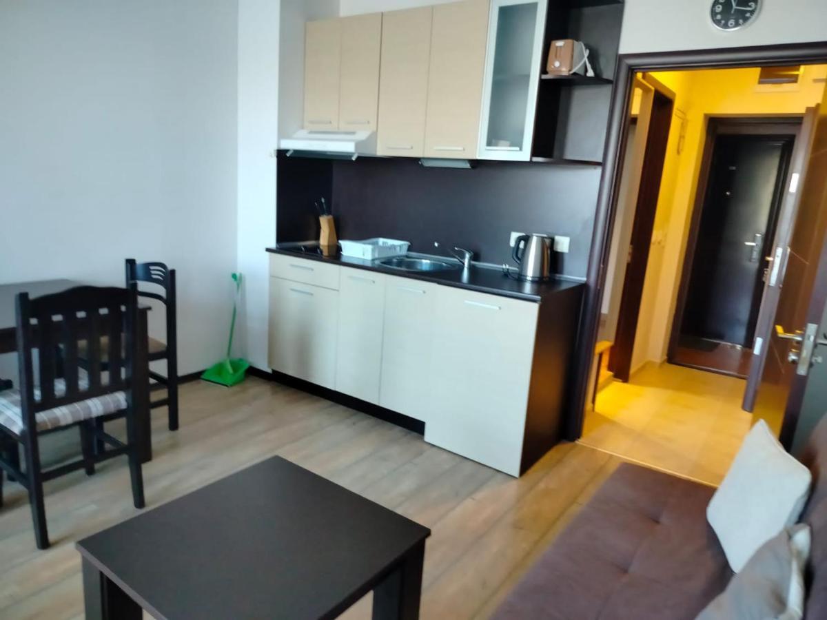 Alpine Lodge Bansko Apartments Ngoại thất bức ảnh