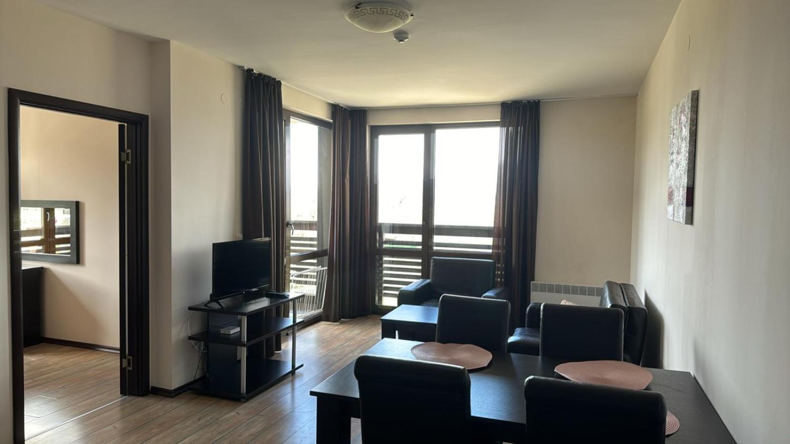 Alpine Lodge Bansko Apartments Ngoại thất bức ảnh