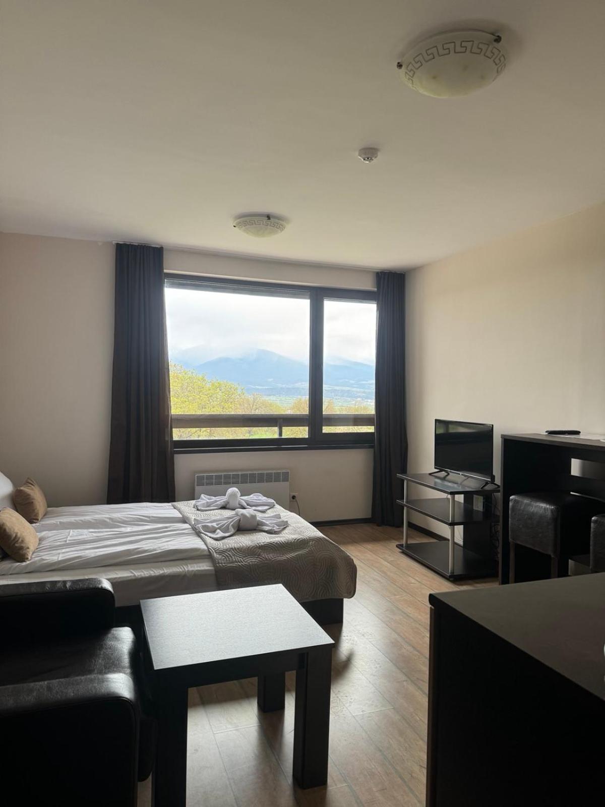 Alpine Lodge Bansko Apartments Ngoại thất bức ảnh