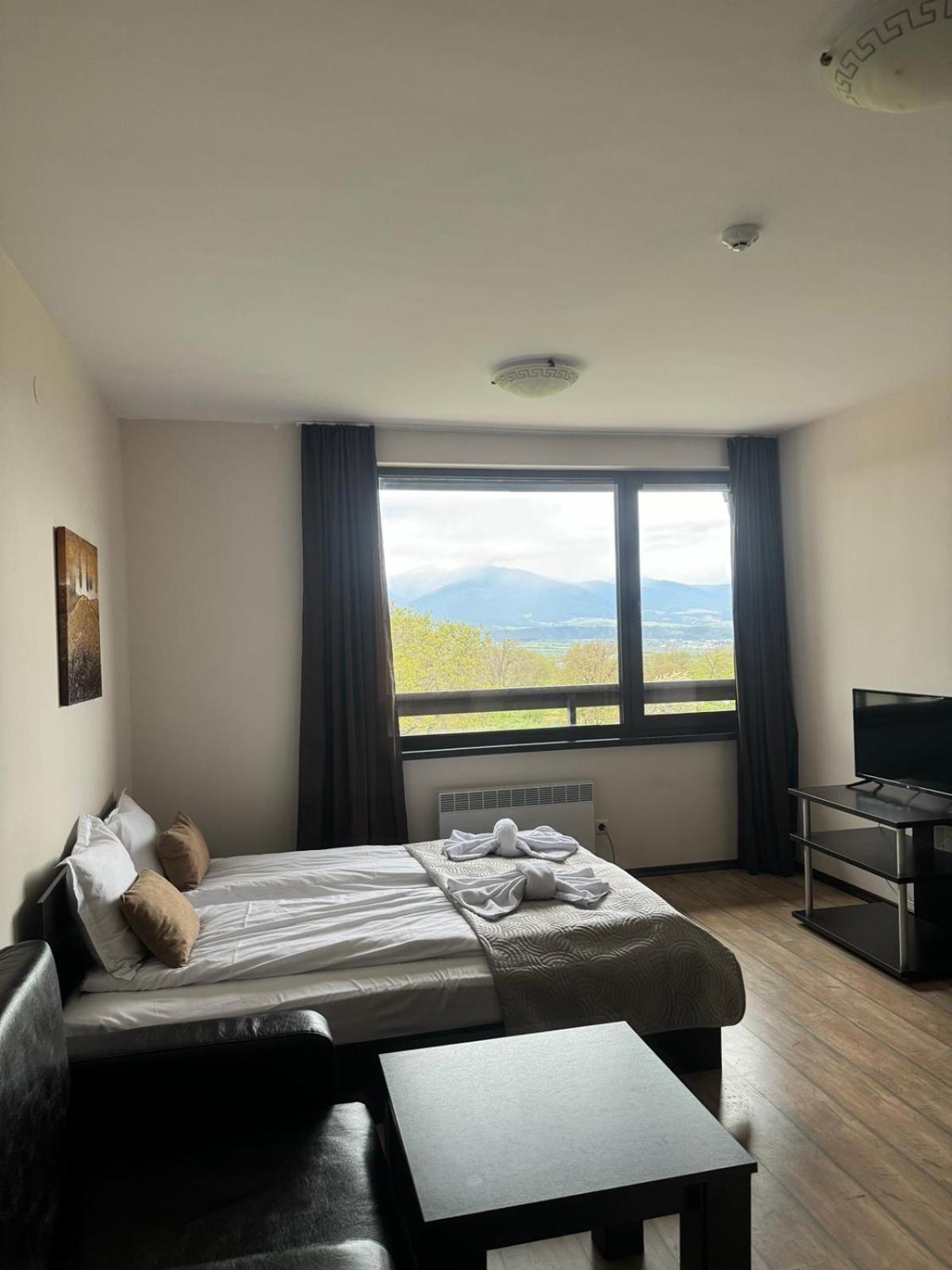 Alpine Lodge Bansko Apartments Ngoại thất bức ảnh