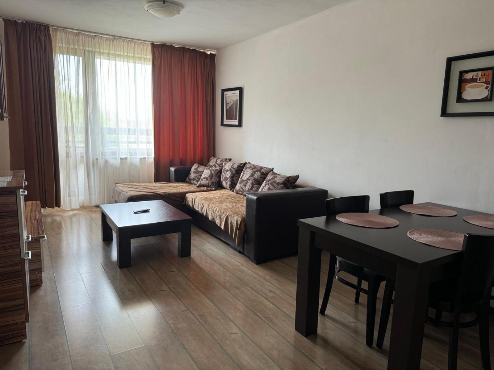 Alpine Lodge Bansko Apartments Ngoại thất bức ảnh