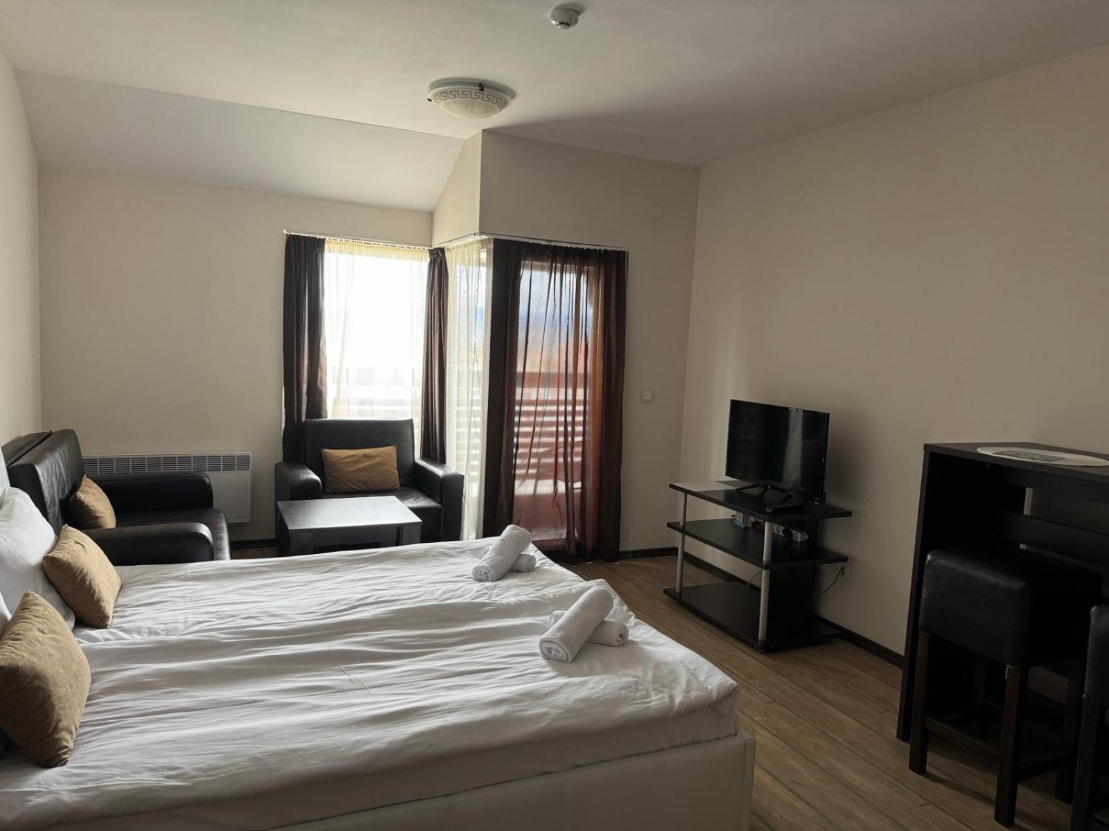 Alpine Lodge Bansko Apartments Ngoại thất bức ảnh