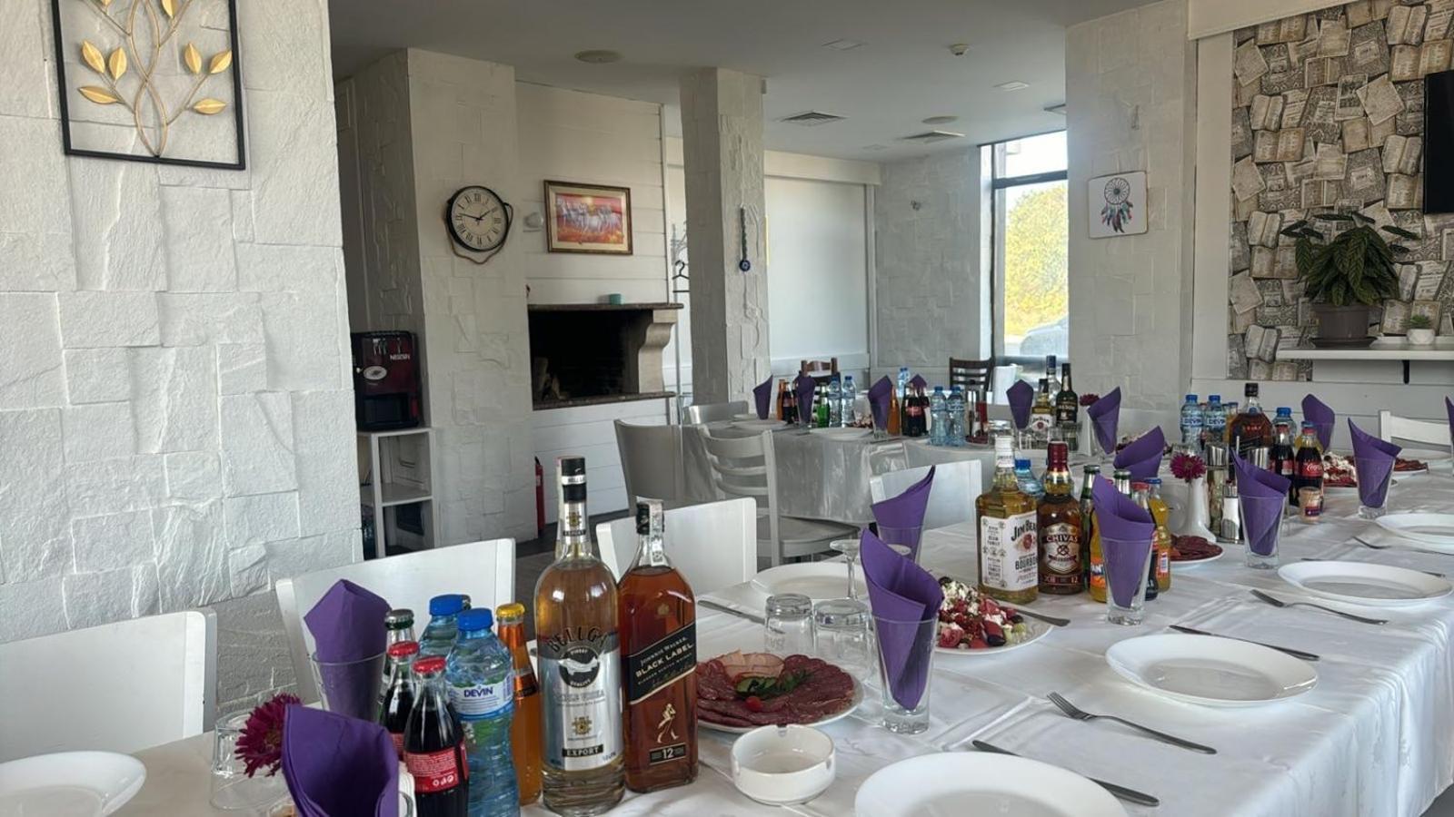 Alpine Lodge Bansko Apartments Ngoại thất bức ảnh