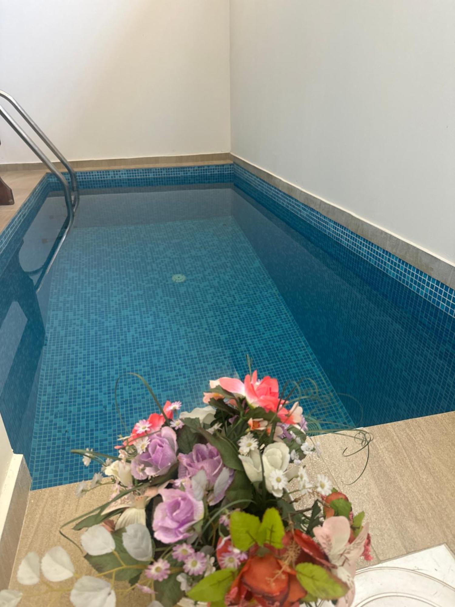 Alpine Lodge Bansko Apartments Ngoại thất bức ảnh
