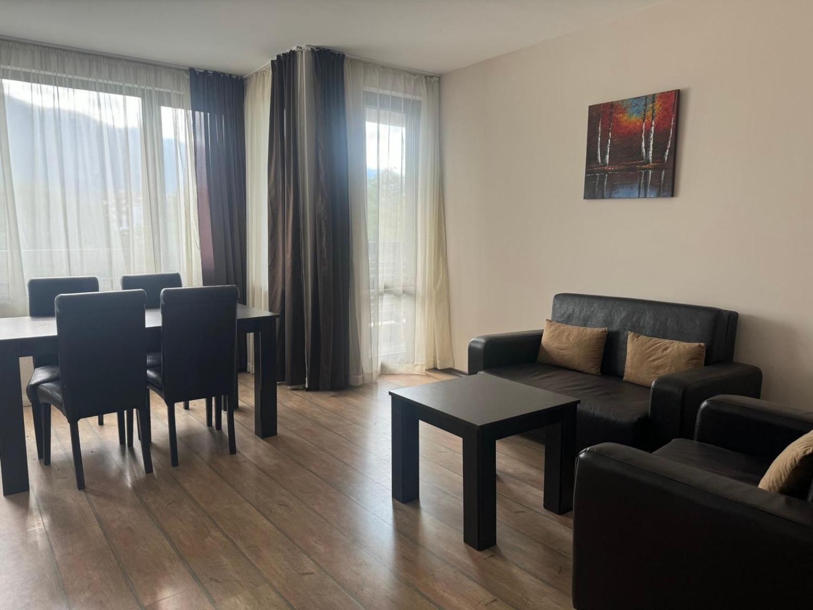 Alpine Lodge Bansko Apartments Ngoại thất bức ảnh